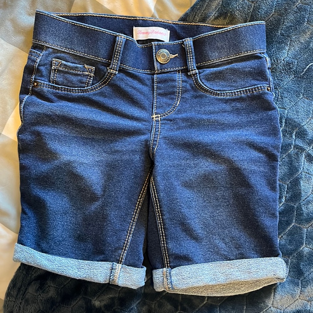 Tommy Bahama girls rolled cuff jegging shorts